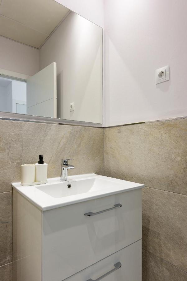 Charming Loft A Apartment มาลากา ภายนอก รูปภาพ